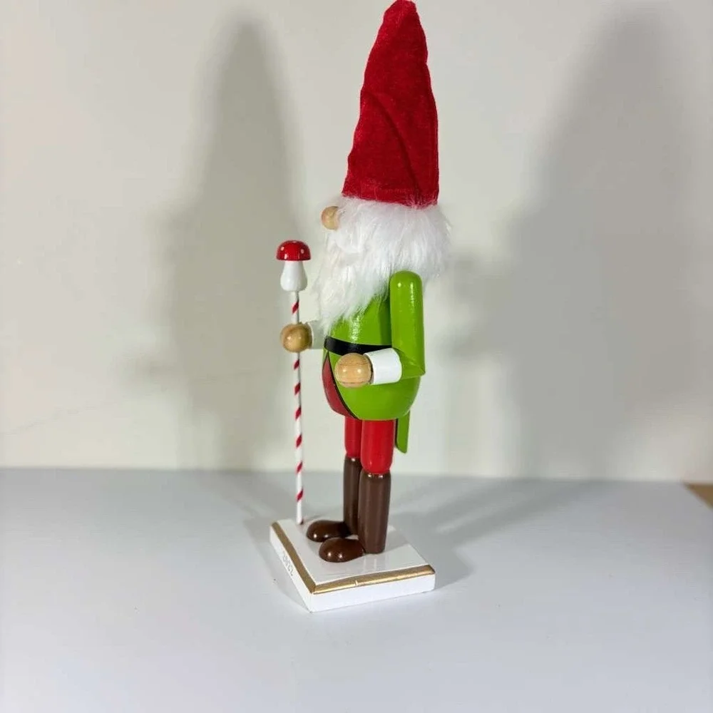 Gnome Nutcracker f -  Target 2022 Wooden 14